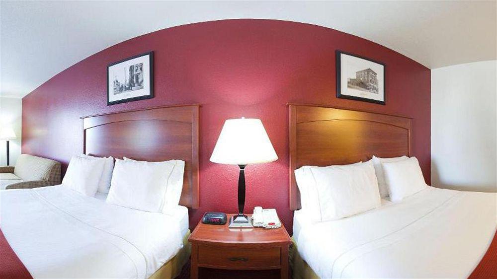 Best Western Watertown Екстер'єр фото