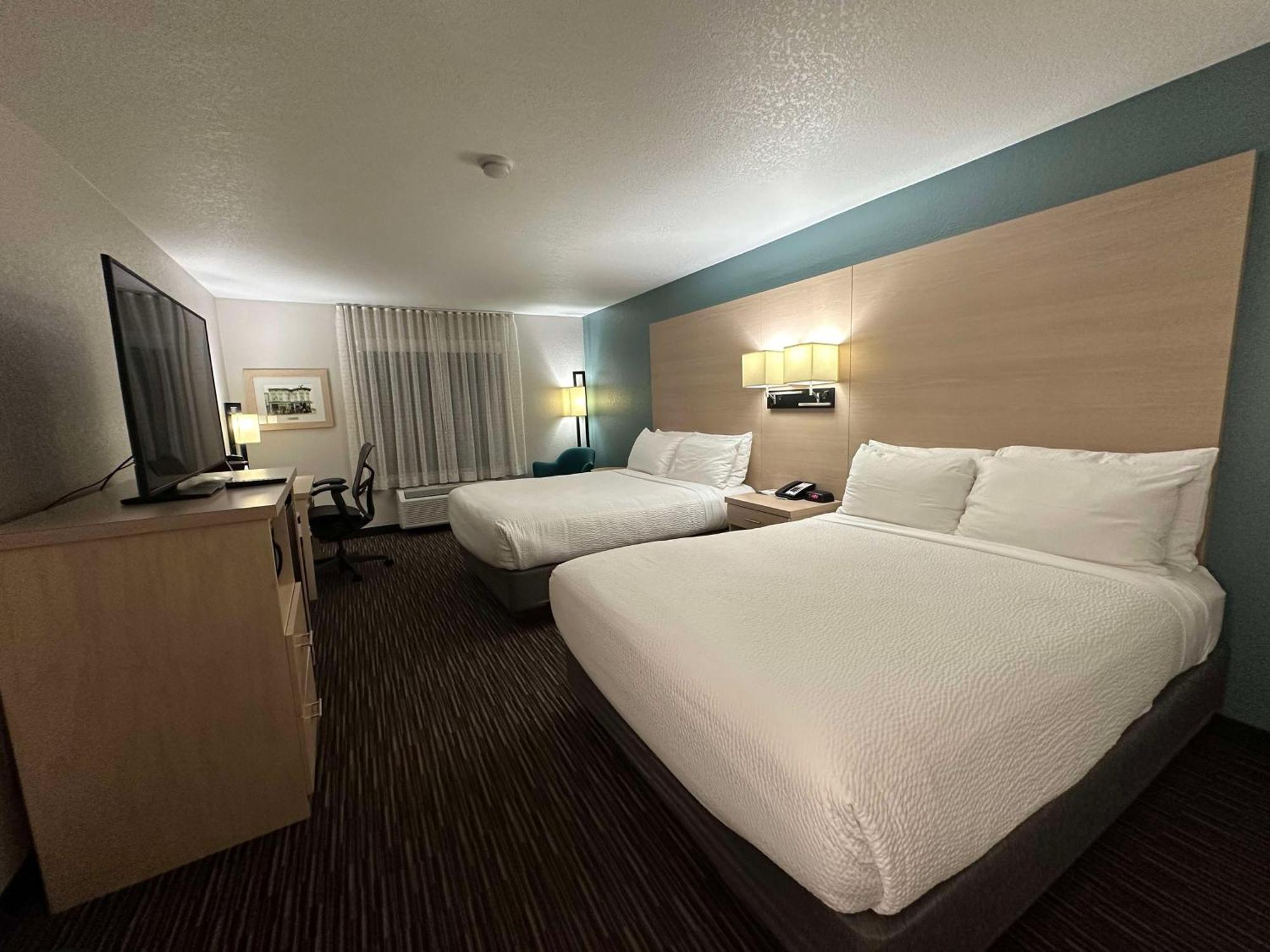 Best Western Watertown Екстер'єр фото