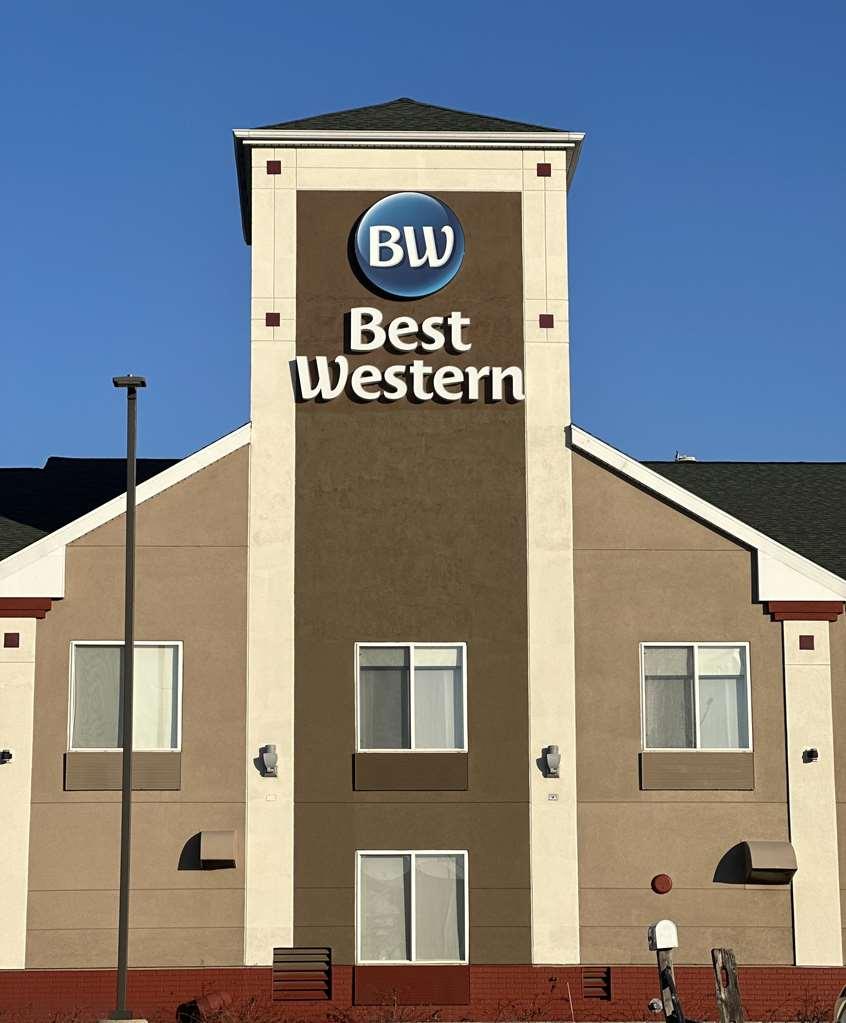 Best Western Watertown Екстер'єр фото