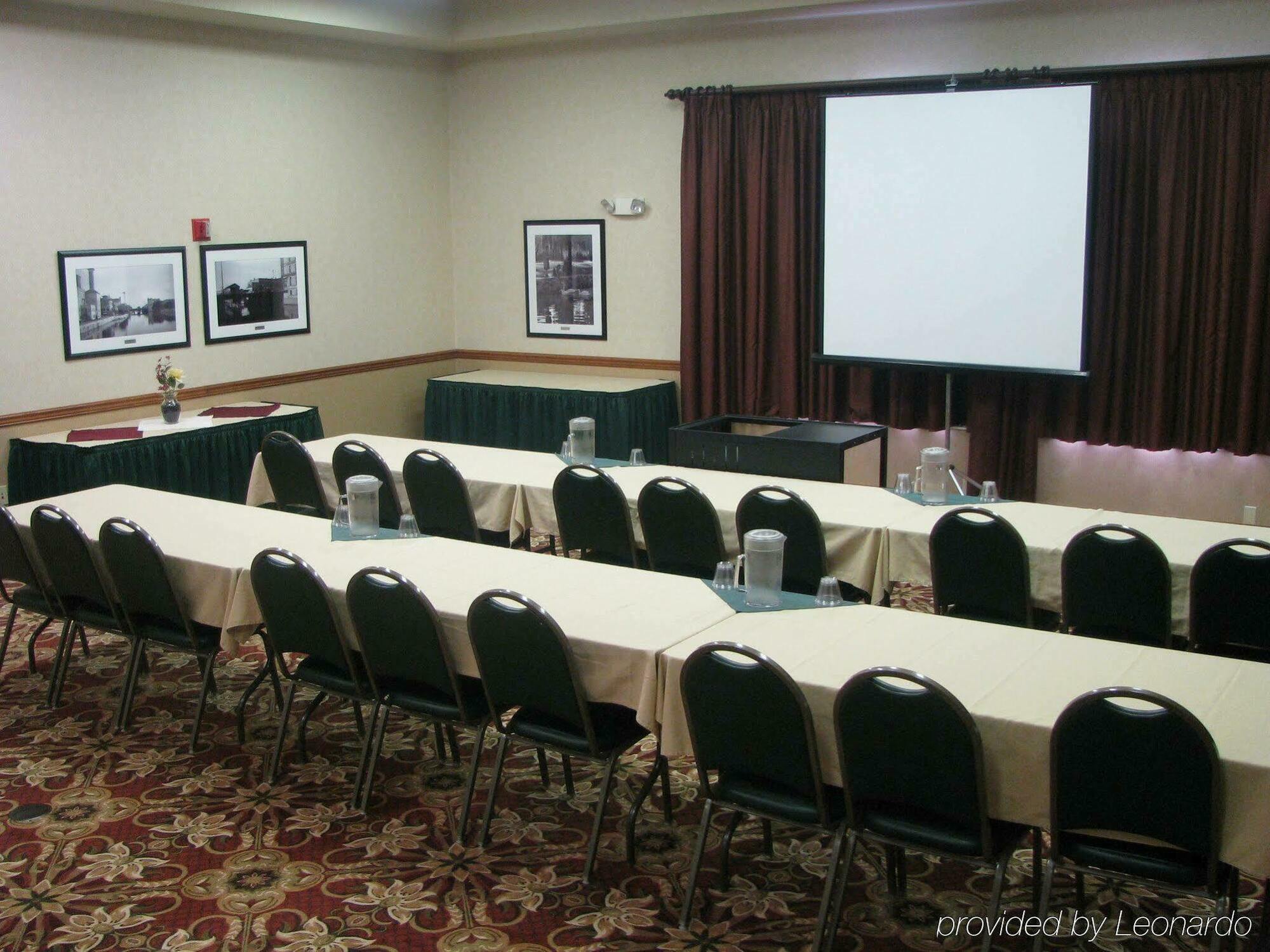 Best Western Watertown Екстер'єр фото